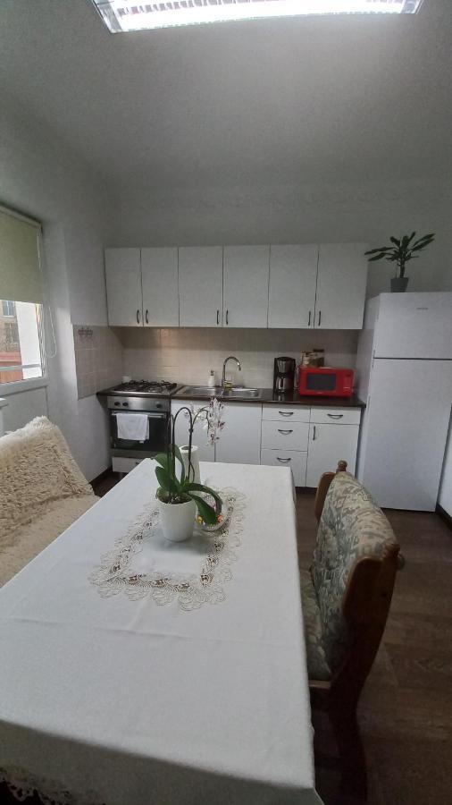Dove Apartment Sibiu Esterno foto